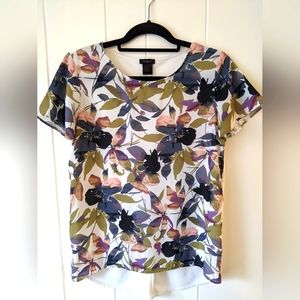 Ann Taylor Factory Women's floral blouse size small